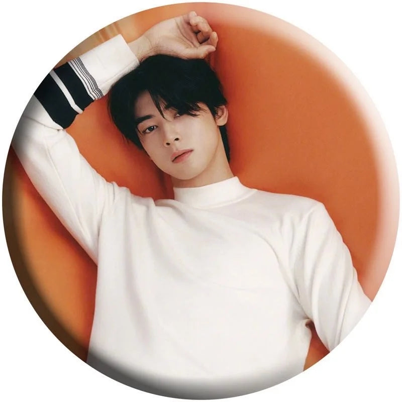 CHA EUNWOO BADGE