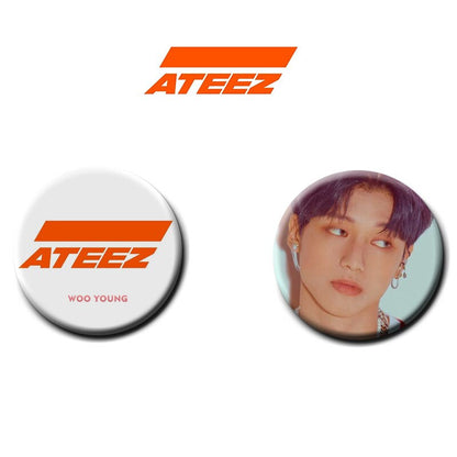 ATEEZ BADGES