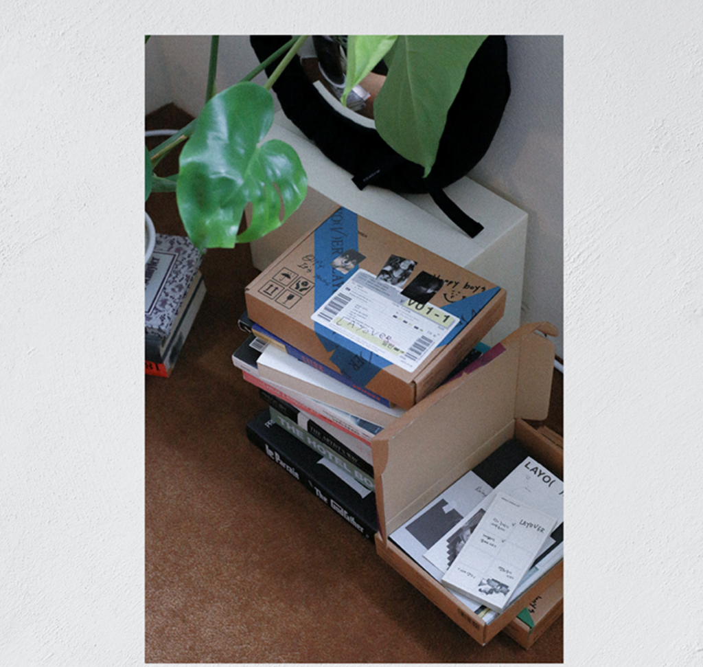 BTS V - LAYOVER 1ST SOLO ALBUM