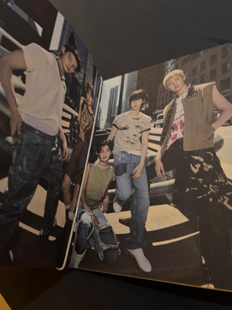 CORTIS - The 1st EP [COLOR OUTSIDE THE LINES]