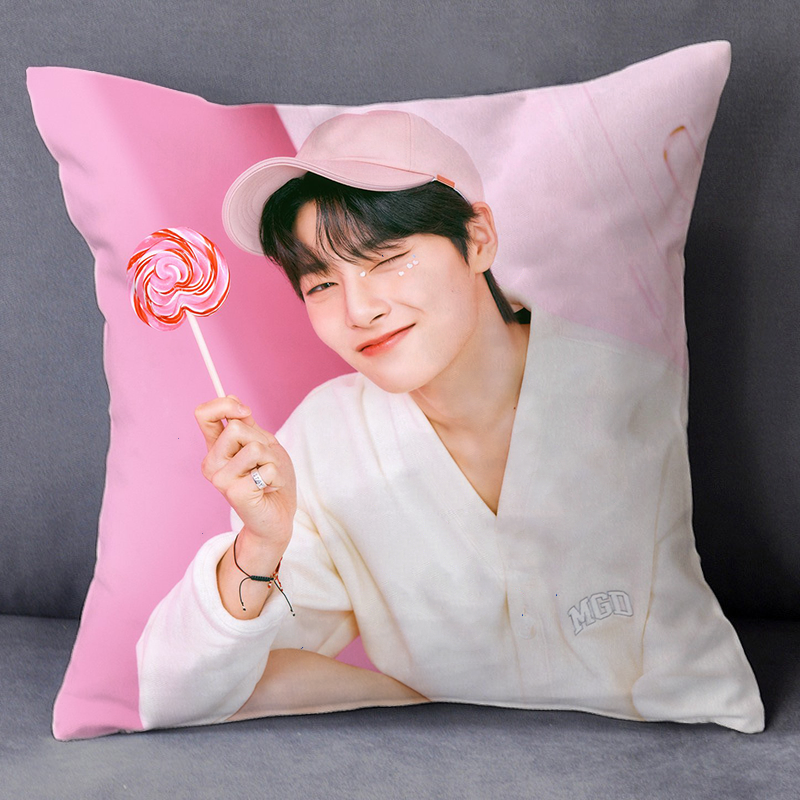 STRAY KIDS PILLOWCASE